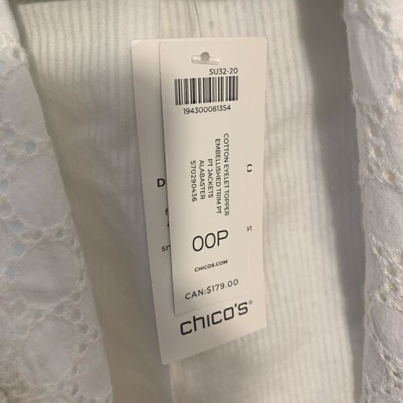 Chico’s NWT white eyelet with navy blue embroidery silver beaded jacket Size 00P - Picture 6 of 6